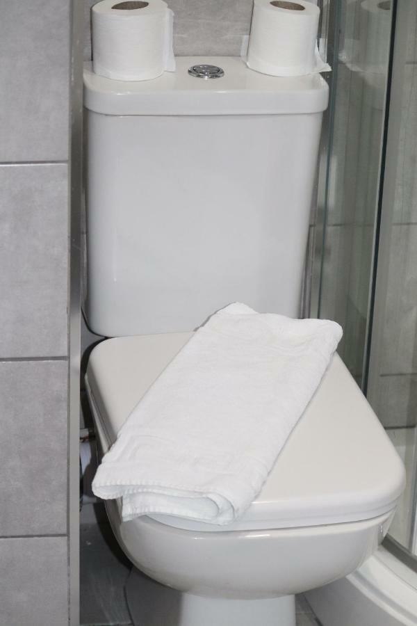 Halifax House, One Bedroom Apartment 216 מראה חיצוני תמונה